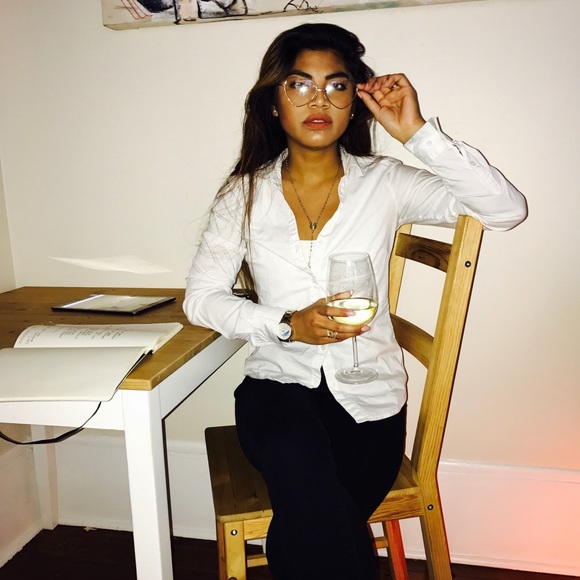 Meet your Posher, Tevy - Picture 3 of 5